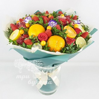 Фруктовый букет с цветами