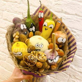 Букет "Семейство овощей на изоляции"